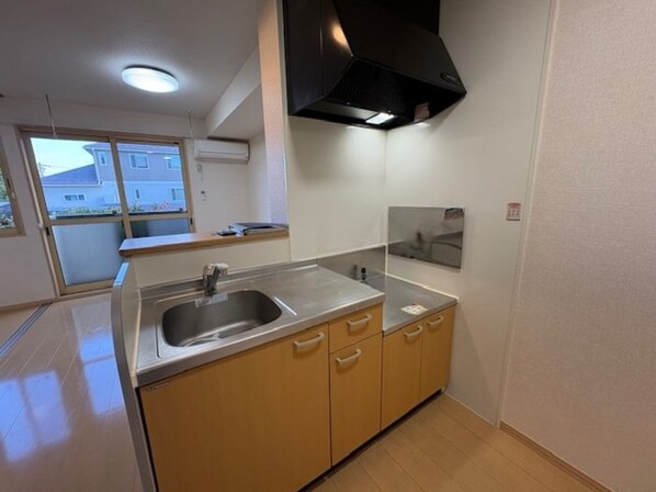 ローズガーデン Dの物件内観写真